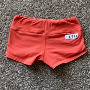 FLEO Shorts